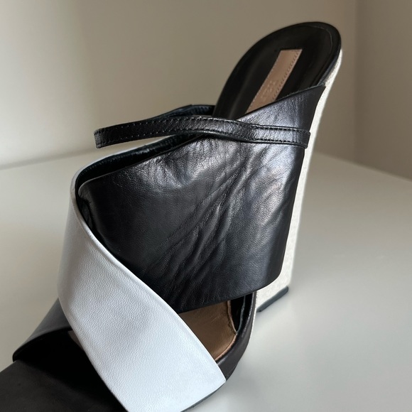 RARE Narciso Rodriguez Crossover Leather Slide Wedges - Picture 12 of 16